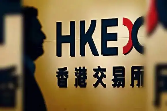 【香港进修移民案例】迫切上市，科技公司董事长如何快速获得香港身
